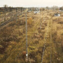 La Judenrampe vue depuis le viaduc en 2007. La rampe se situe à la droite du train vert. Collection : Hans Citroen.